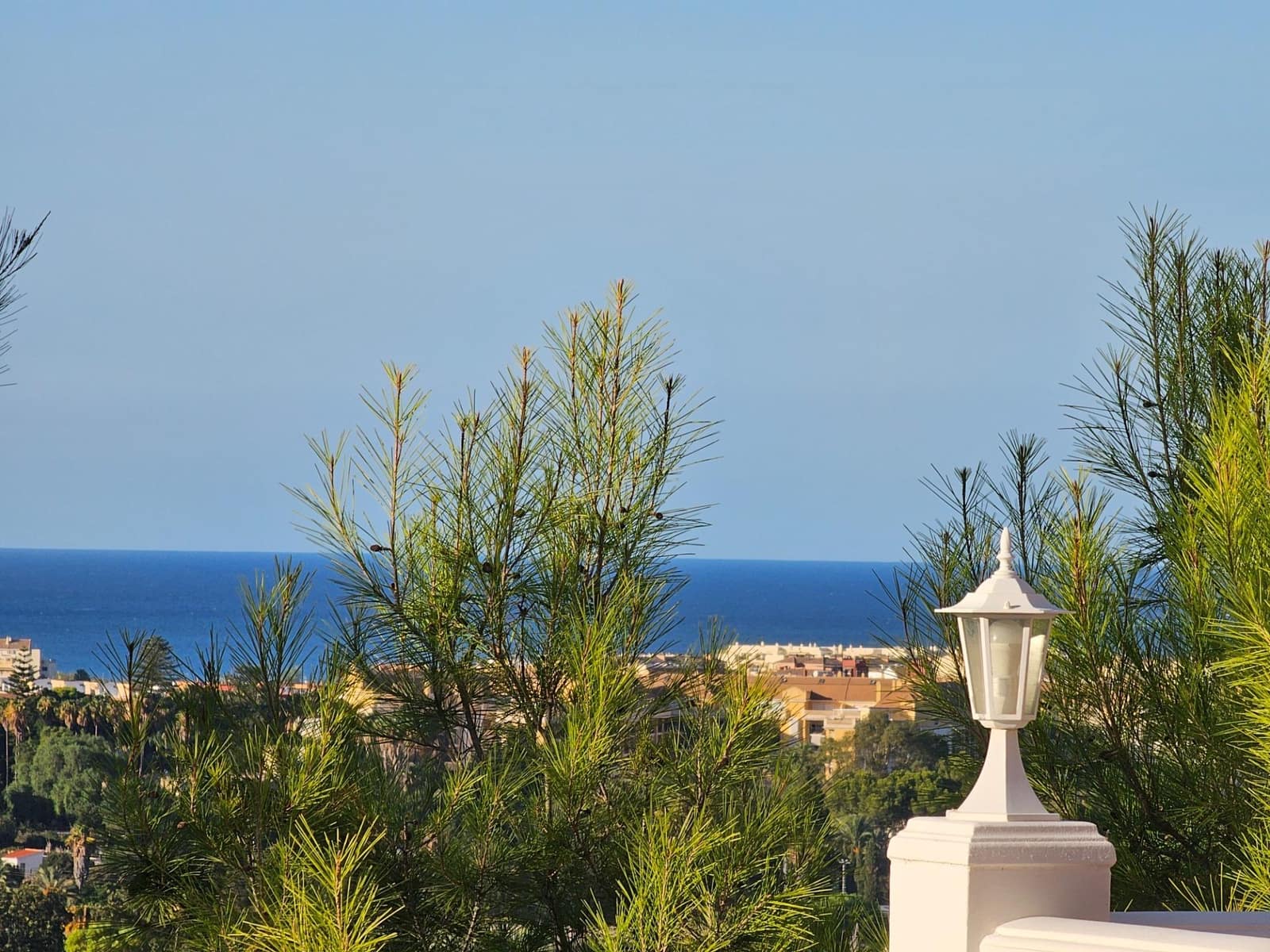 3 bedroom Terraced Villa for sale in Denia with pool garage - € 500,000 (Ref: 9282355)