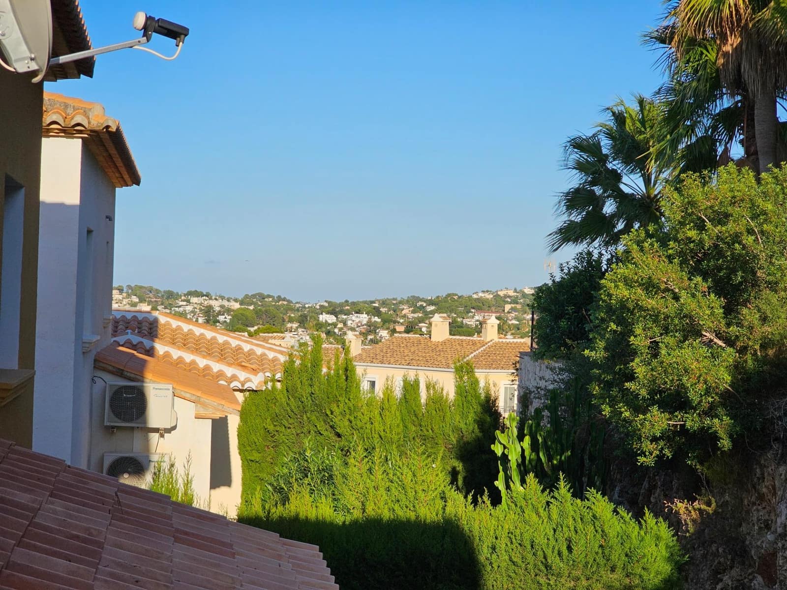 3 bedroom Terraced Villa for sale in Denia with pool garage - € 500,000 (Ref: 9282355)