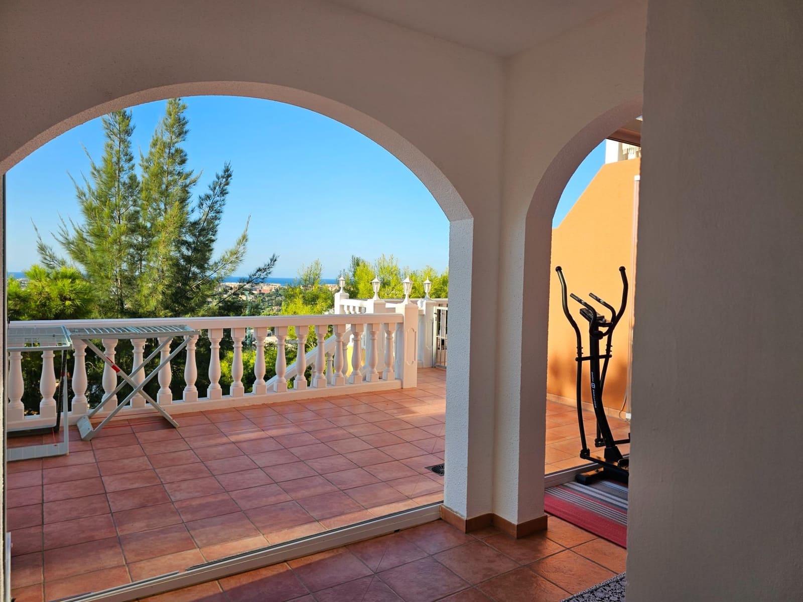 3 soveværelse Rækkehus til salg i Denia med swimmingpool garage - € 500.000 (Ref: 9282355)