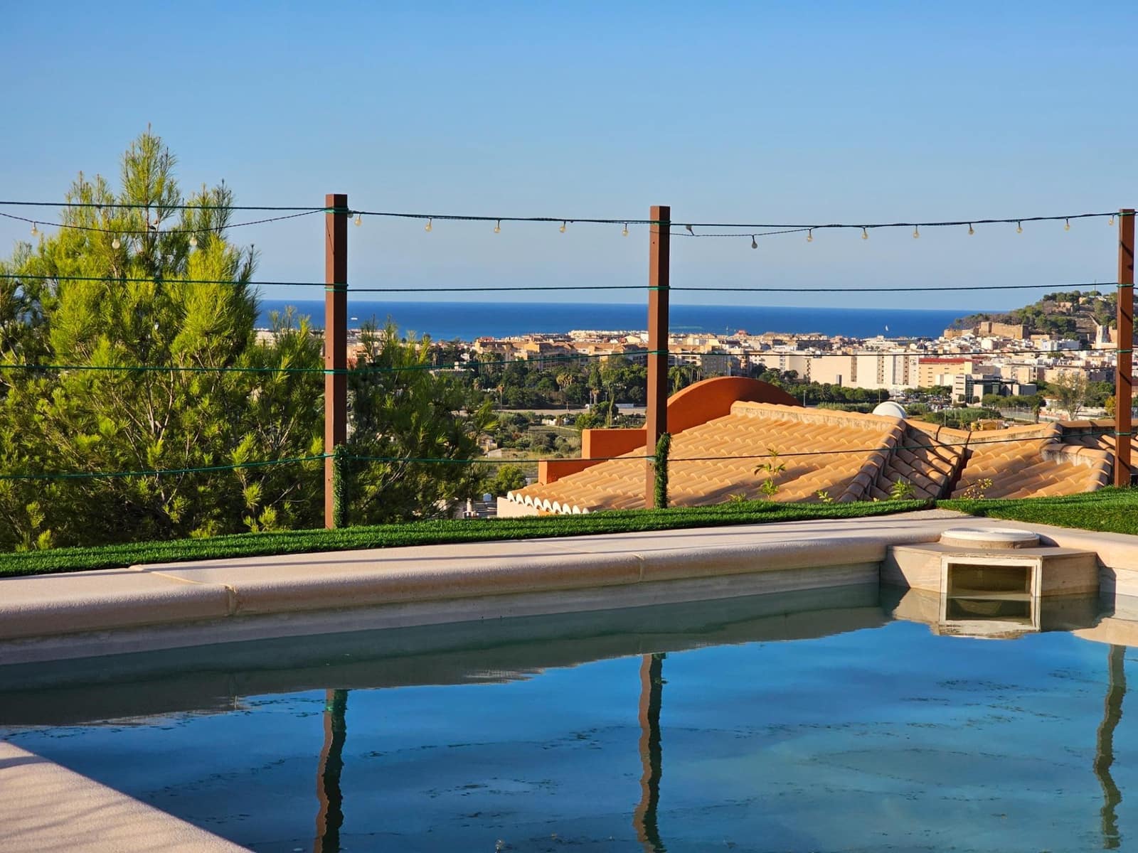 3 soveværelse Rækkehus til salg i Denia med swimmingpool garage - € 500.000 (Ref: 9282355)