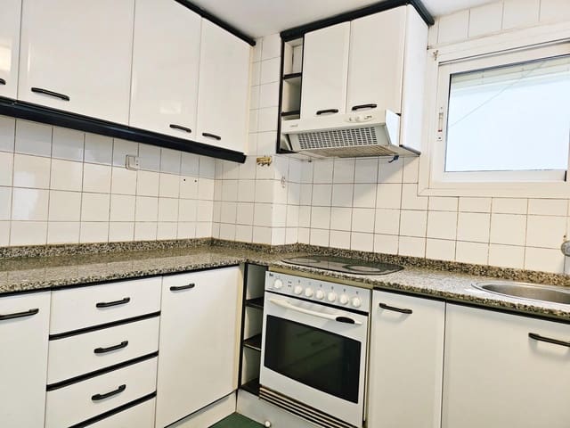 3 sypialnia Mieszkanie na sprzedaż w Centro Urbano, Dénia - 163 000 € (Ref: 9330811)