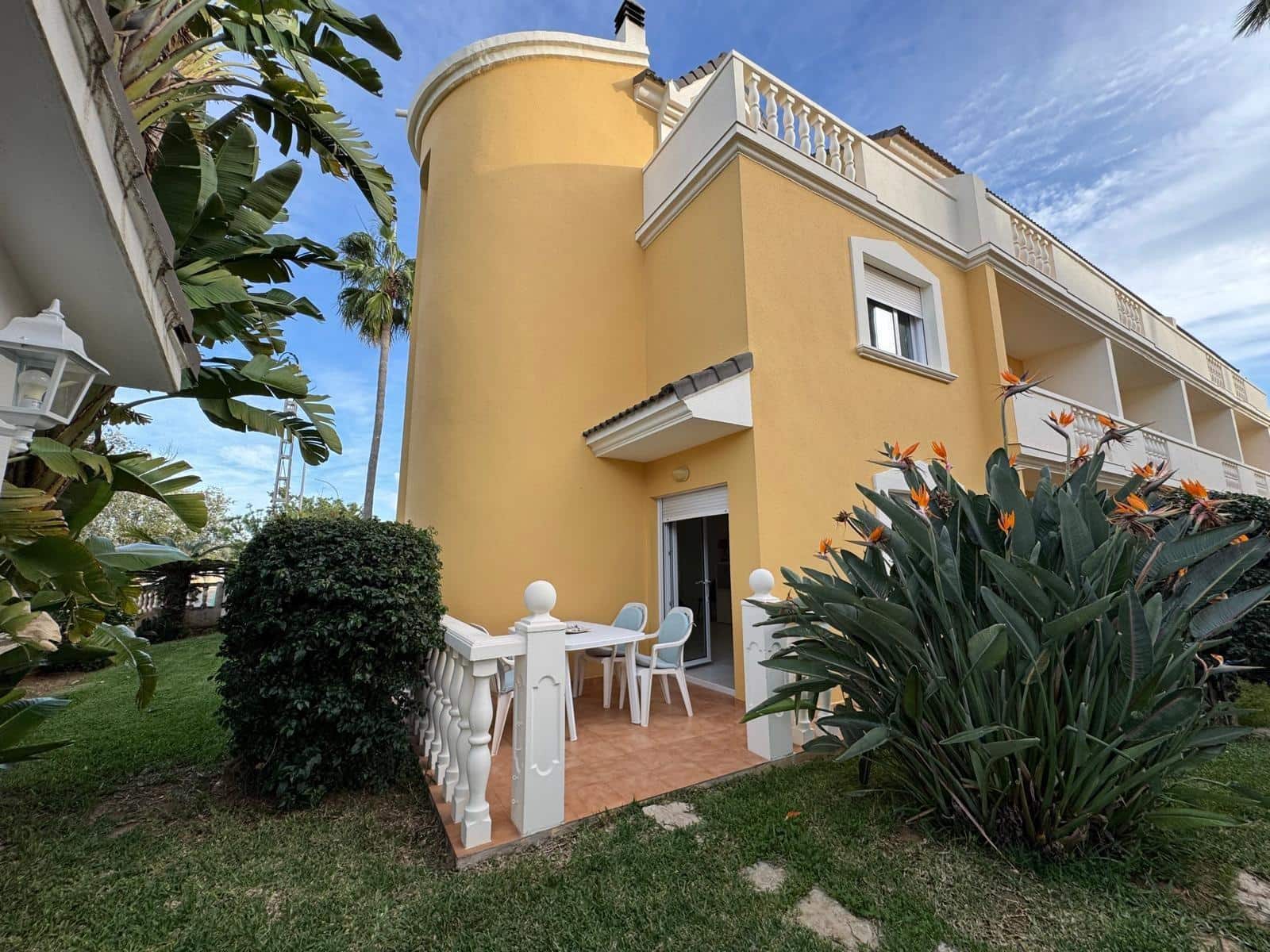 3 sypialnia Dom szeregowy na sprzedaż w Denia z basenem - 479 000 € (Ref: 9341367)