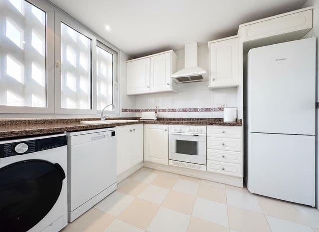 3 chambre Villa/Maison Mitoyenne à vendre à Les Bassetes - El Marjal, Dénia avec piscine - 479 000 € (Ref: 9341367)