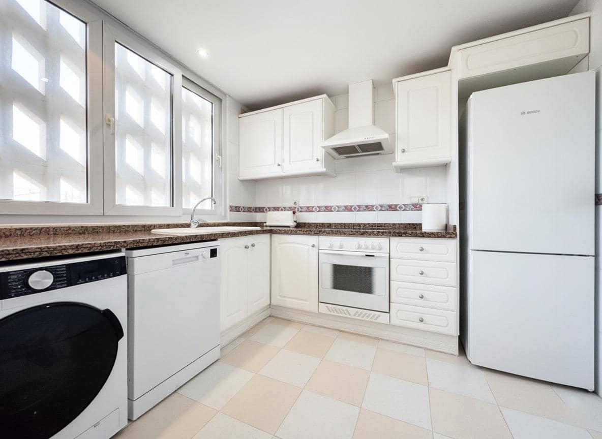 3 sypialnia Dom szeregowy na sprzedaż w Denia z basenem - 459 000 € (Ref: 9341367)