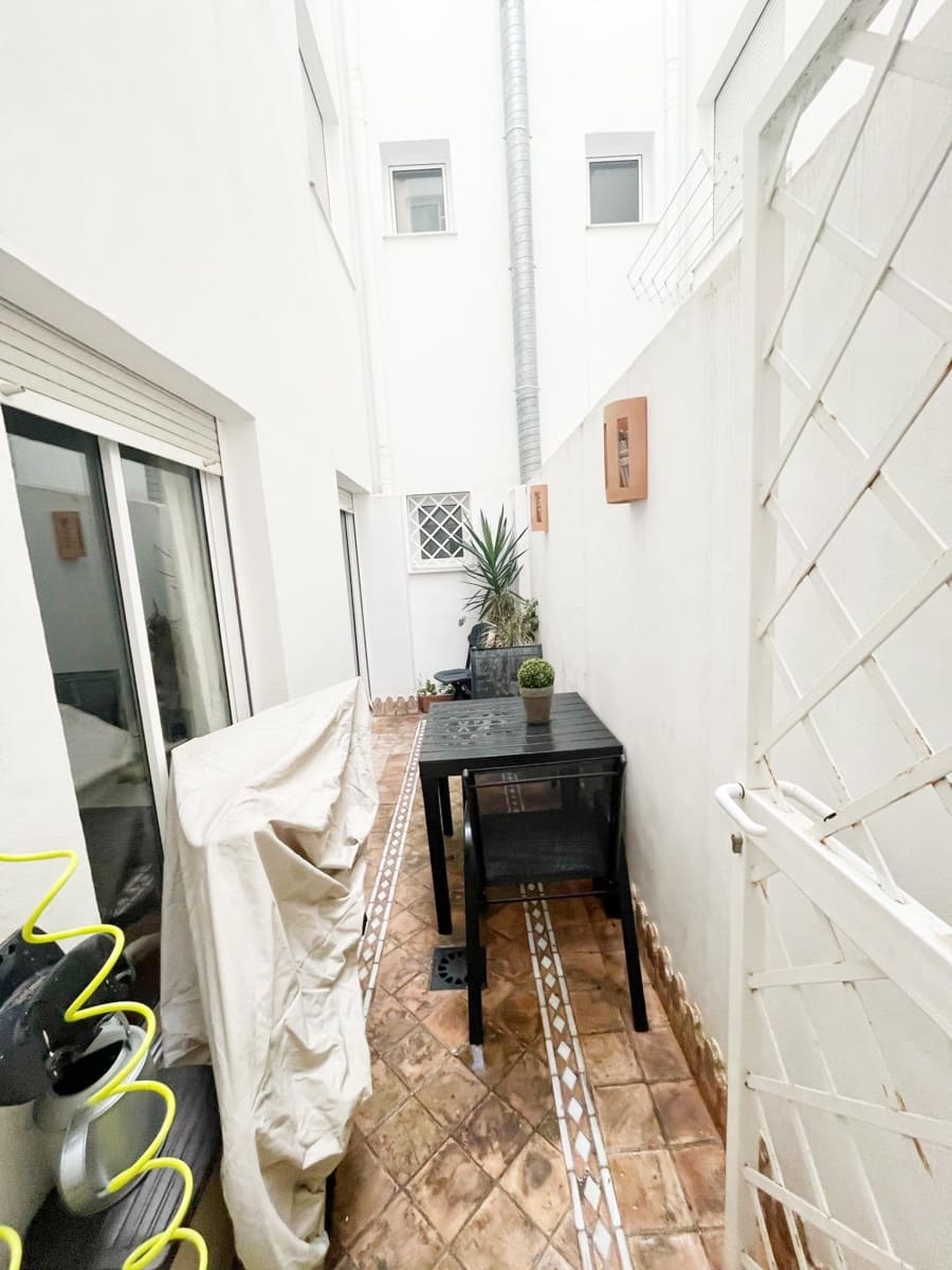 3 makuuhuone Asunto myytävänä paikassa Oliva - 185 000 € (Ref: 9344944)