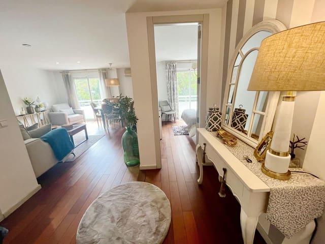 3 soveværelse Lejlighed til salg i Oliva Pueblo, Oliva - € 185.000 (Ref: 9344944)