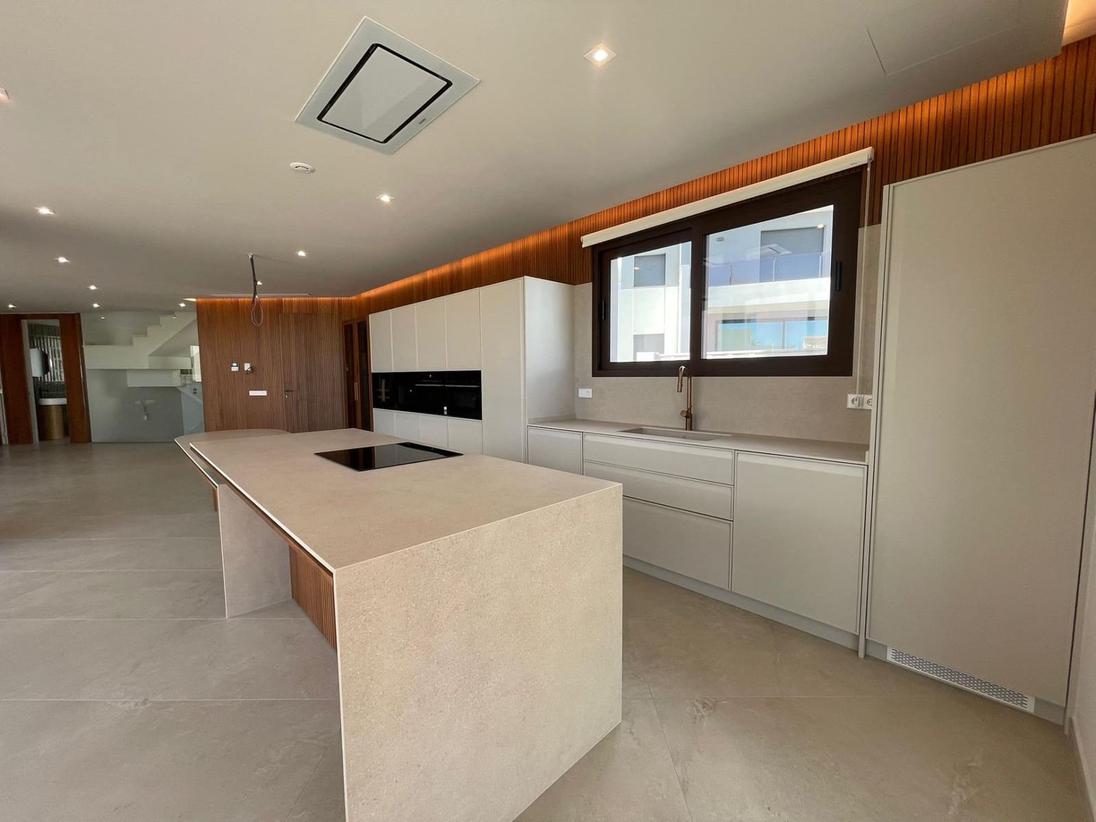 5 sypialnia Willa na sprzedaż w Calpe / Calp z basenem garażem - 1 550 000 € (Ref: 9349385)