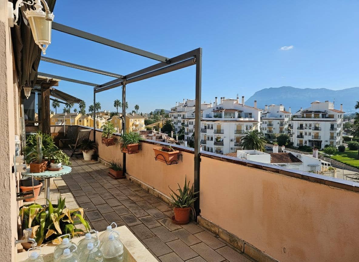 2 bedroom Penthouse for sale in Denia with pool - € 477,000 (Ref: 9355999)