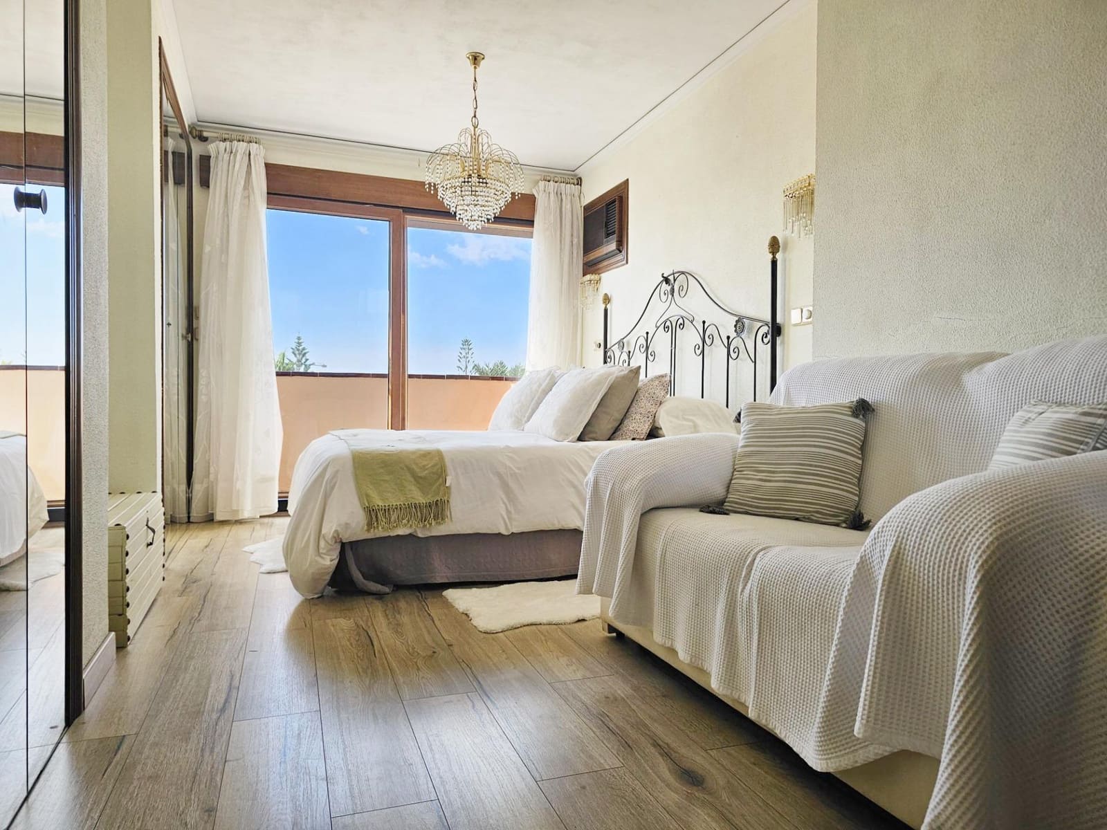 Ático de 2 habitaciones en Dénia en venta con piscina - 477.000 € (Ref: 9355999)