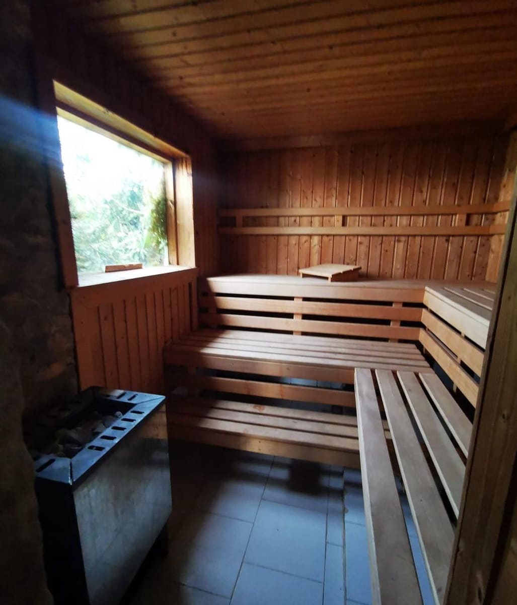 8 bedroom Villa for sale in Benidorm with pool garage - € 2,350,000 (Ref: 9391091)