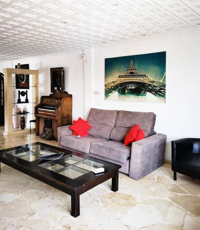 8 bedroom Villa for sale in Benidorm with pool garage - € 1,970,000 (Ref: 9391091)