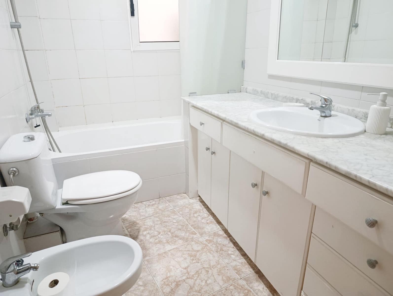 2 bedroom Flat for rent in Ondara - € 800 (Ref: 9393313)