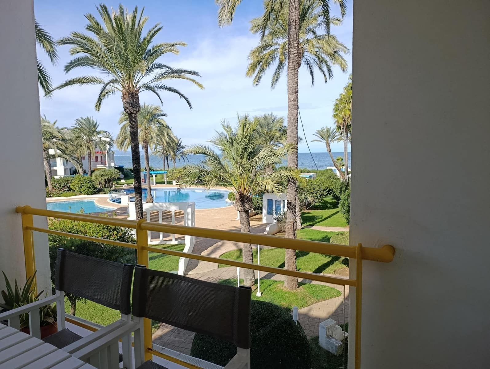3 soveværelse Lejlighed til leje i Denia med swimmingpool - € 950 (Ref: 9396185)