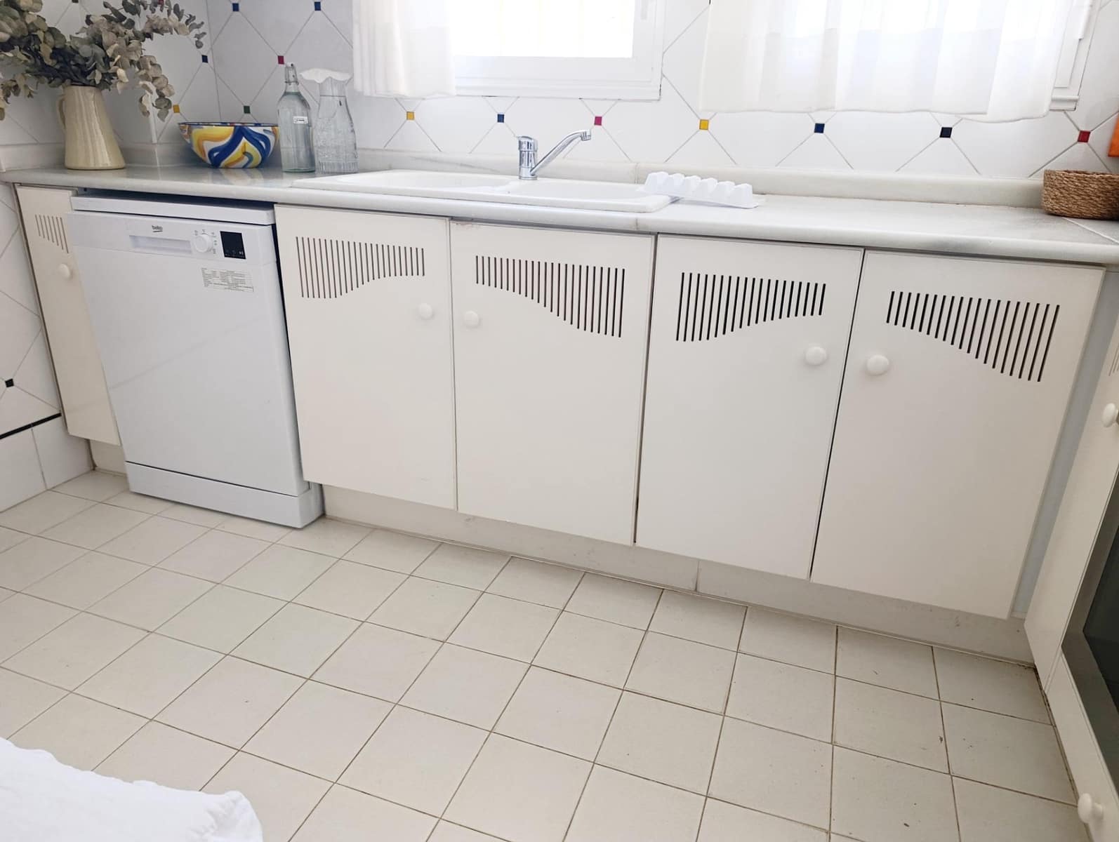 Appartement de 3 chambres à louer à Denia avec piscine garage - 1 000 € (Ref: 9396185)