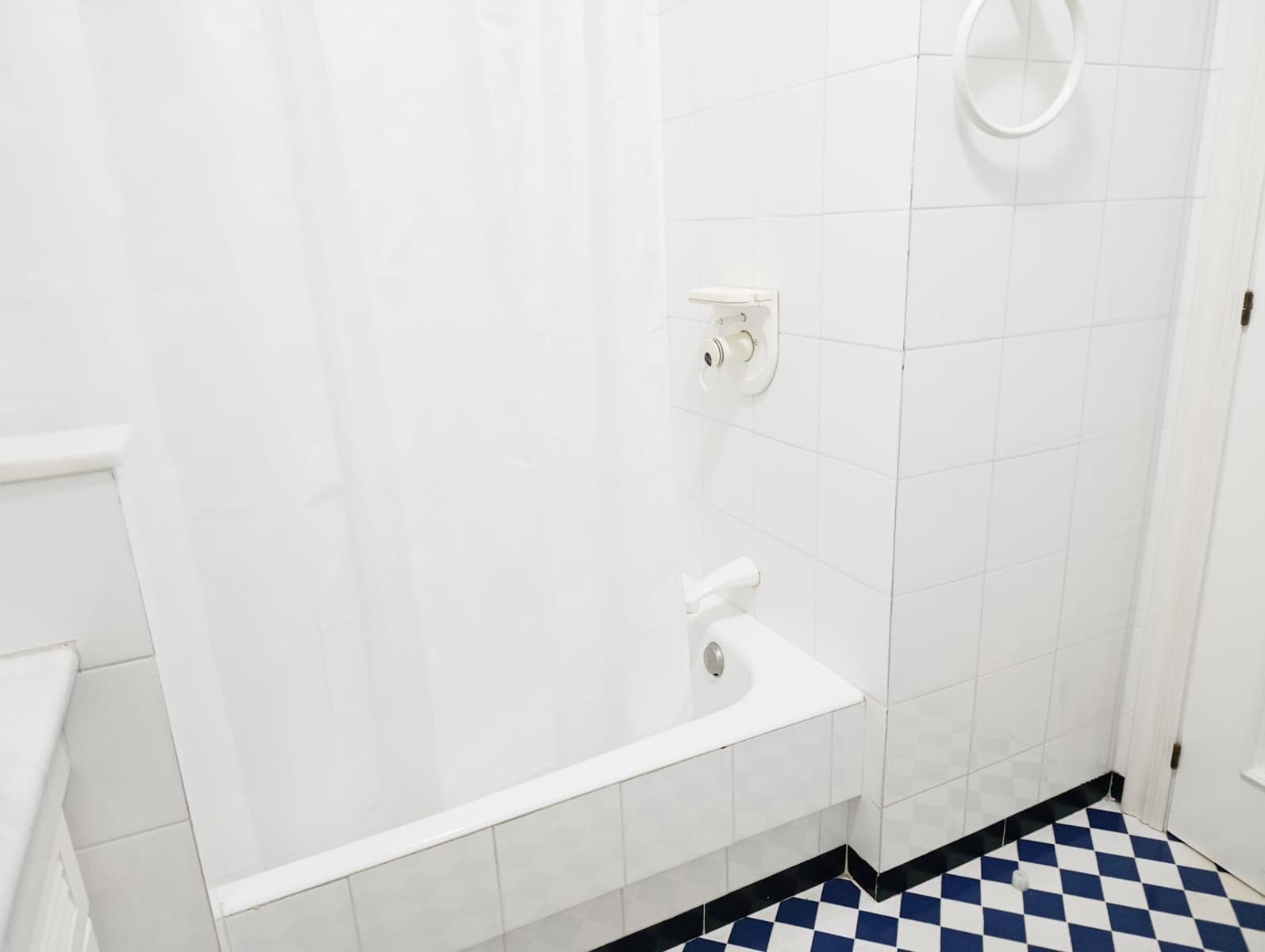 Appartement de 3 chambres à louer à Denia avec piscine garage - 1 000 € (Ref: 9396185)