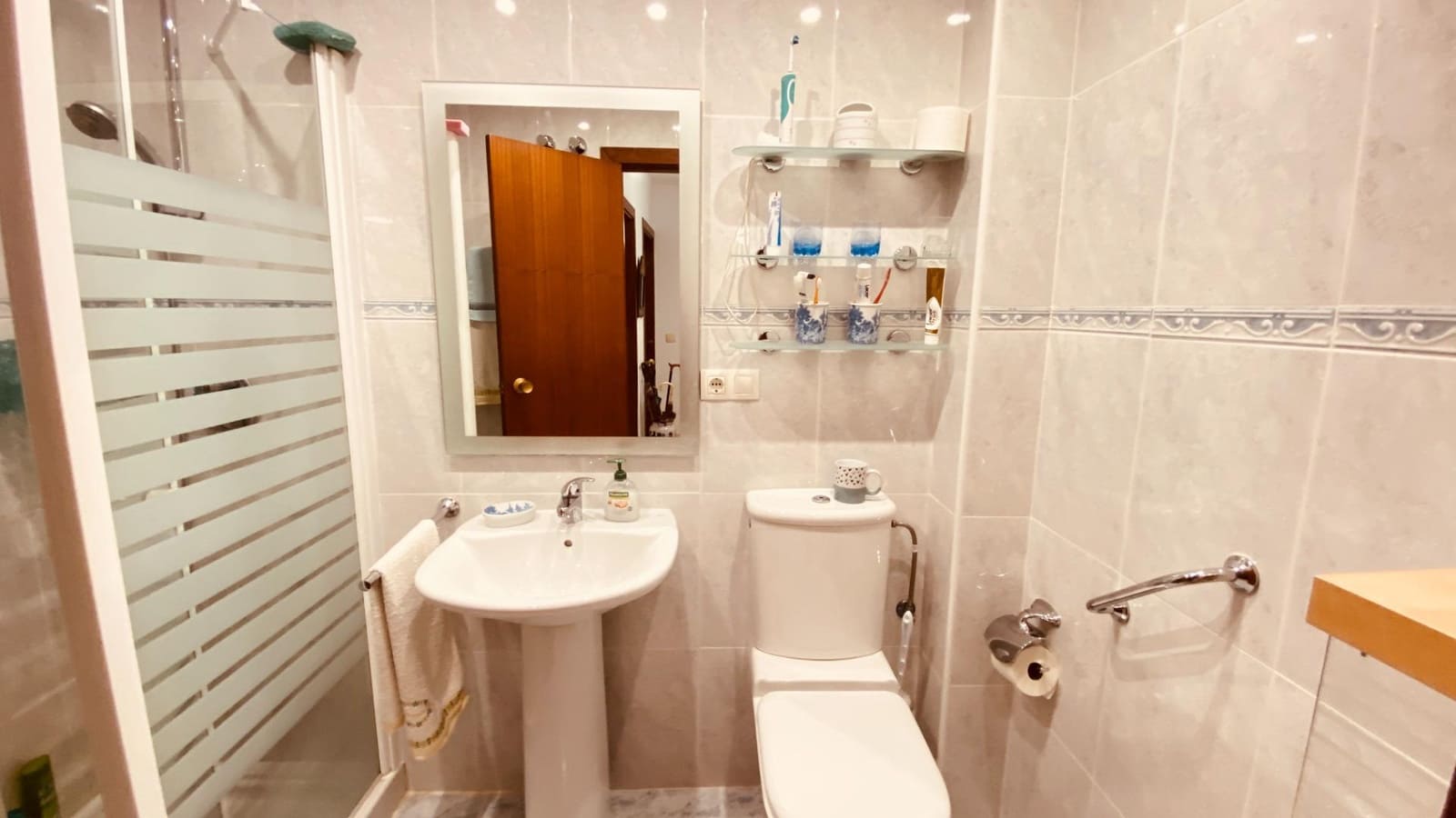 2 makuuhuone Huoneisto myytävänä paikassa Denia mukana uima-altaan - 270 000 € (Ref: 9411172)