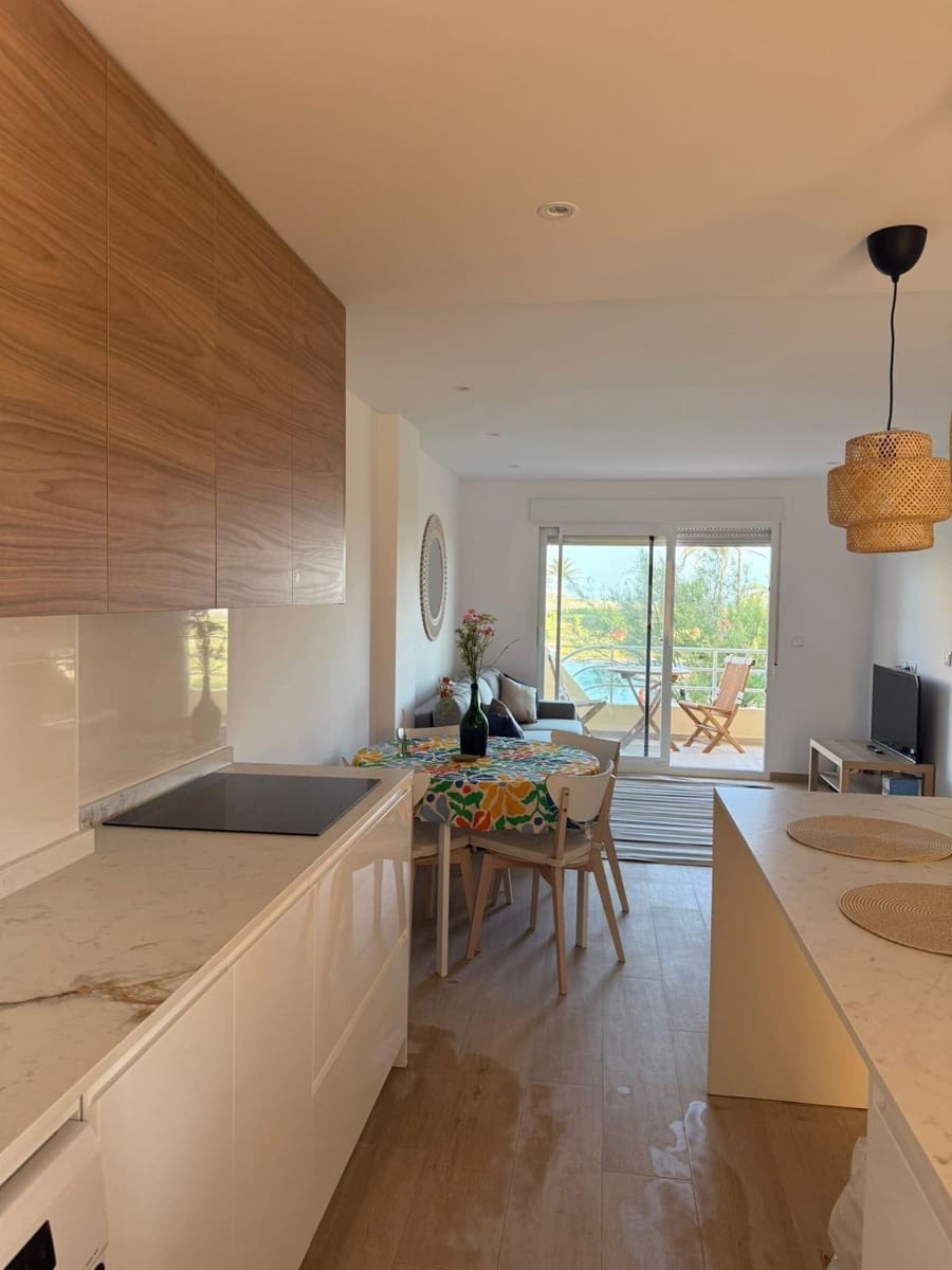 Apartamento de 2 habitaciones en Dénia en venta con piscina - 367.000 € (Ref: 9411173)