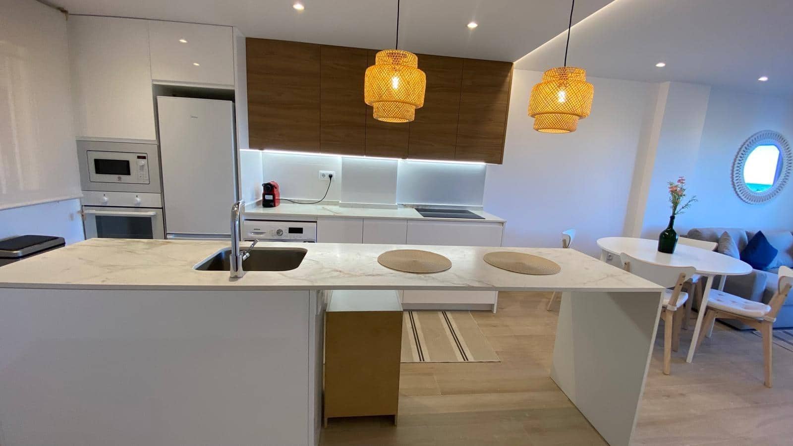 Apartamento de 2 habitaciones en Dénia en venta con piscina - 367.000 € (Ref: 9411173)