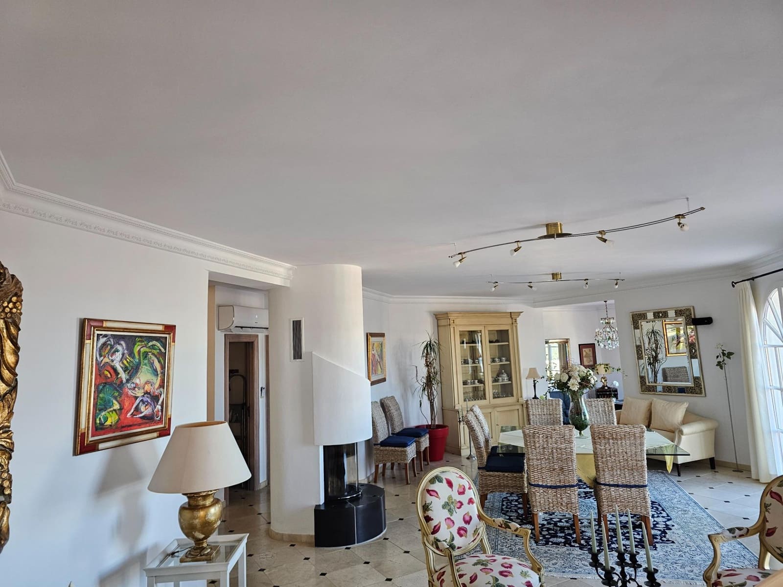 5 Zimmer Villa zu verkaufen in La Sella mit Pool Garage - 1.499.000 € (Ref: 9417976)