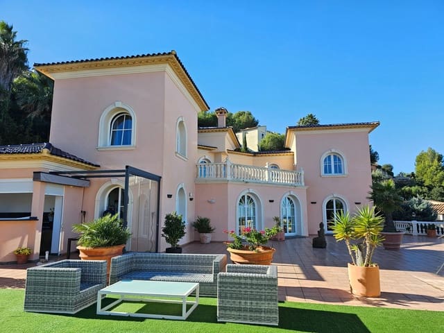 5 soveværelse Villa til salg i La Sella med swimmingpool garage - € 1.499.000 (Ref: 9417976)