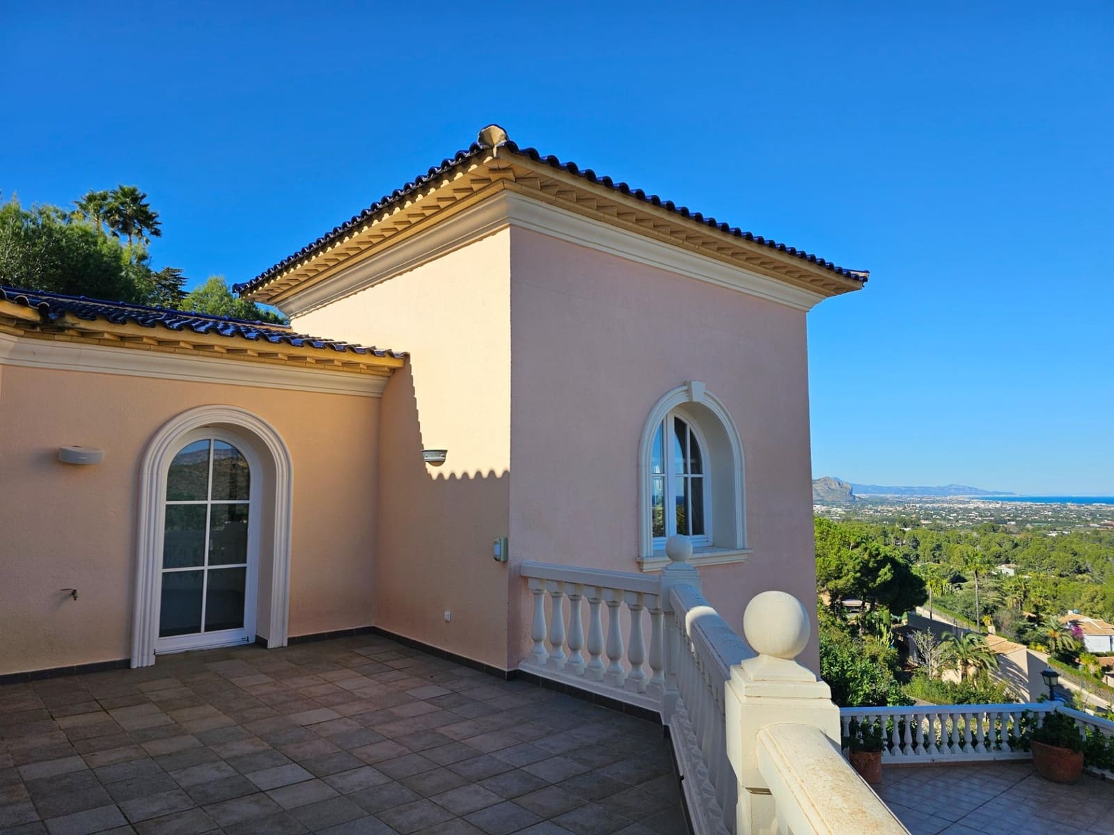 5 slaapkamer Villa te koop in La Sella met zwembad garage - € 1.499.000 (Ref: 9417976)