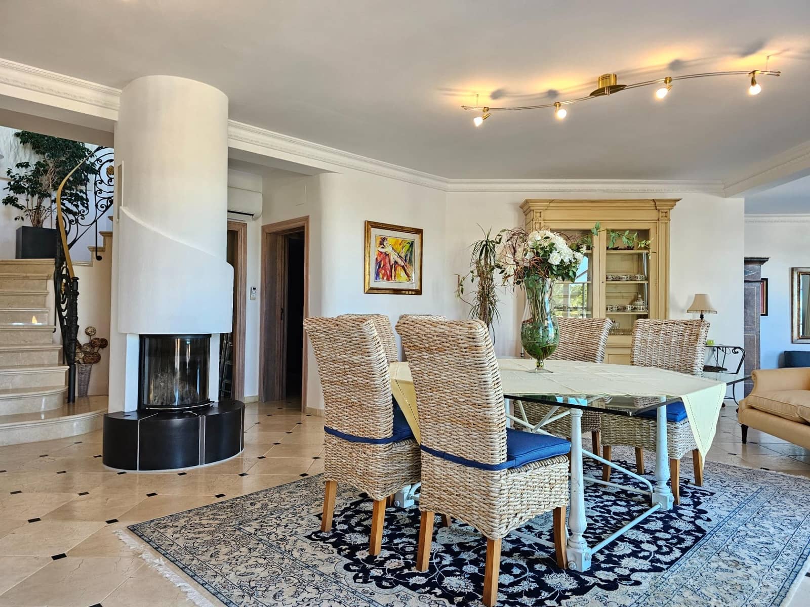 5 bedroom Villa for sale in La Sella with pool garage - € 1,499,000 (Ref: 9417976)