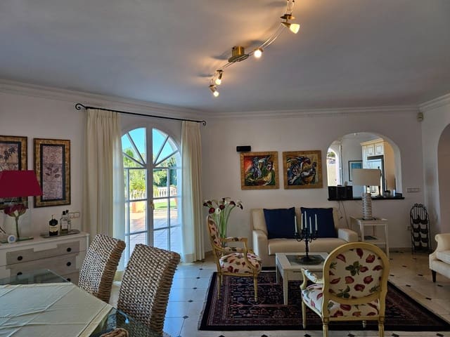 5 soverom Villa til salgs i La Sella med svømmebasseng garasje - € 1 499 000 (Ref: 9417976)