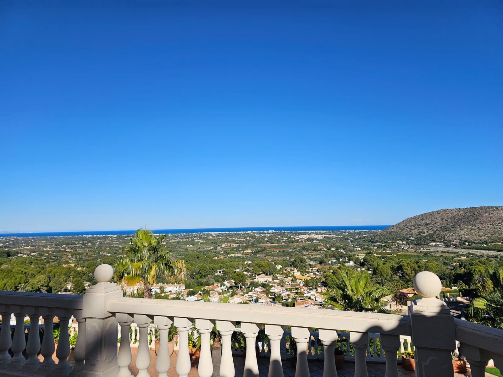 5 bedroom Villa for sale in La Sella with pool garage - € 1,499,000 (Ref: 9417976)