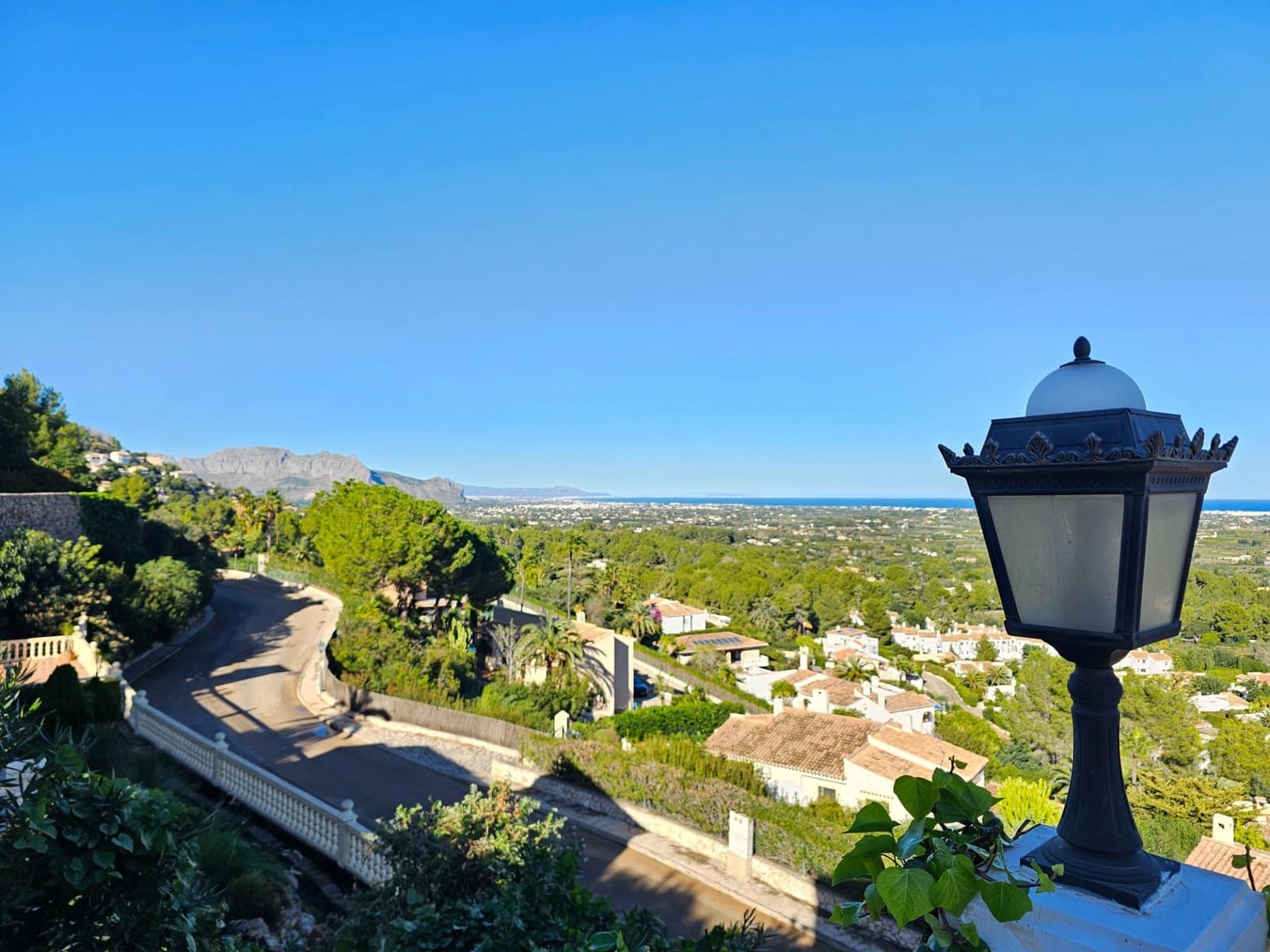 5 bedroom Villa for sale in La Sella with pool garage - € 1,499,000 (Ref: 9417976)