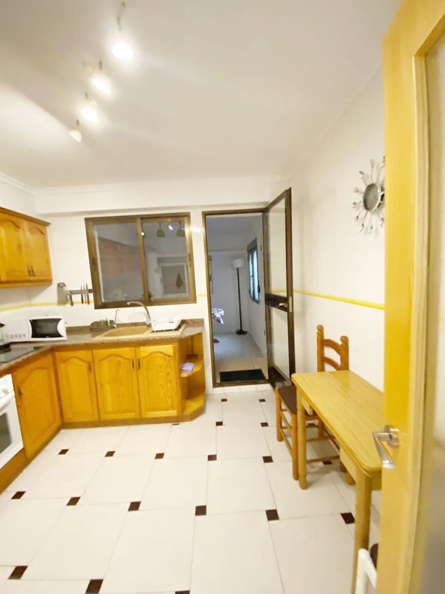 3 bedroom Flat for sale in Denia - € 186,000 (Ref: 9422277)