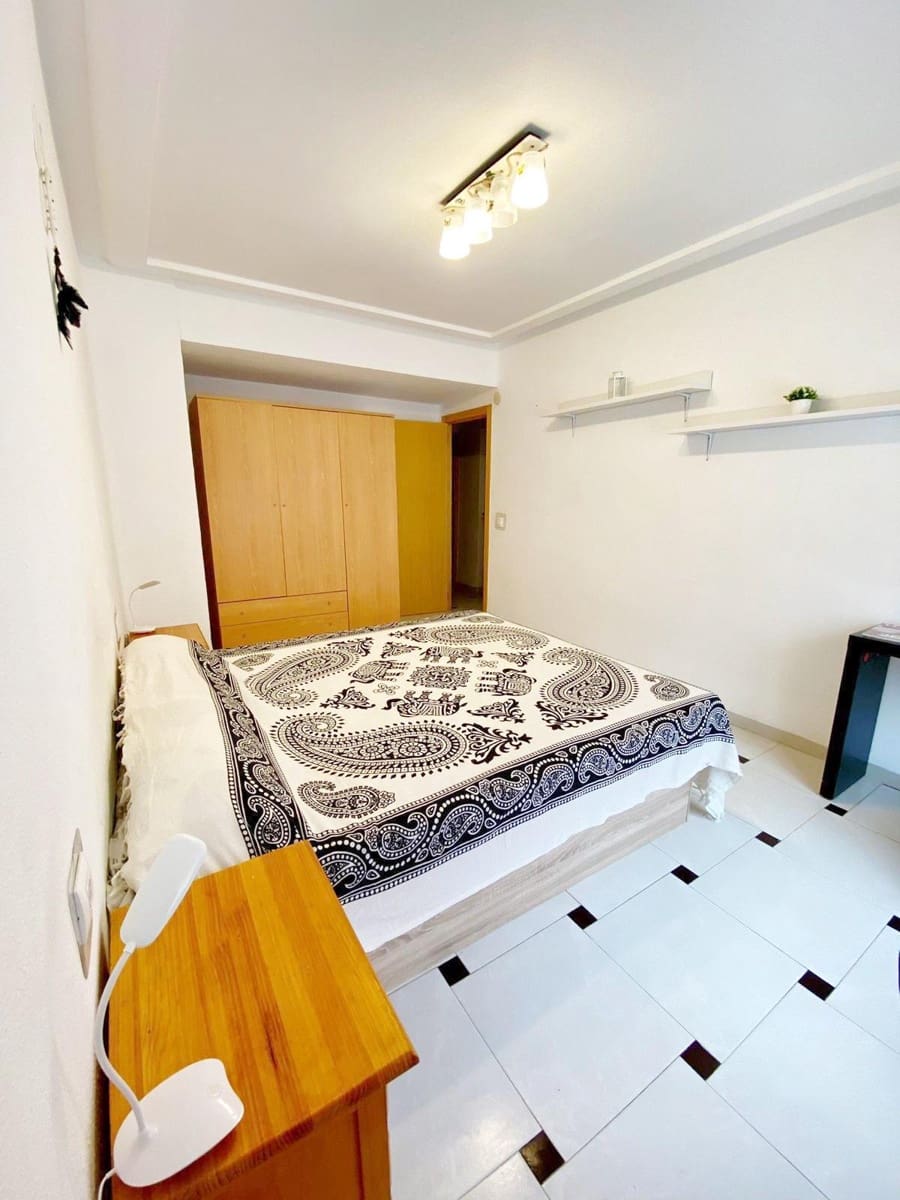 3 bedroom Flat for sale in Denia - € 186,000 (Ref: 9422277)