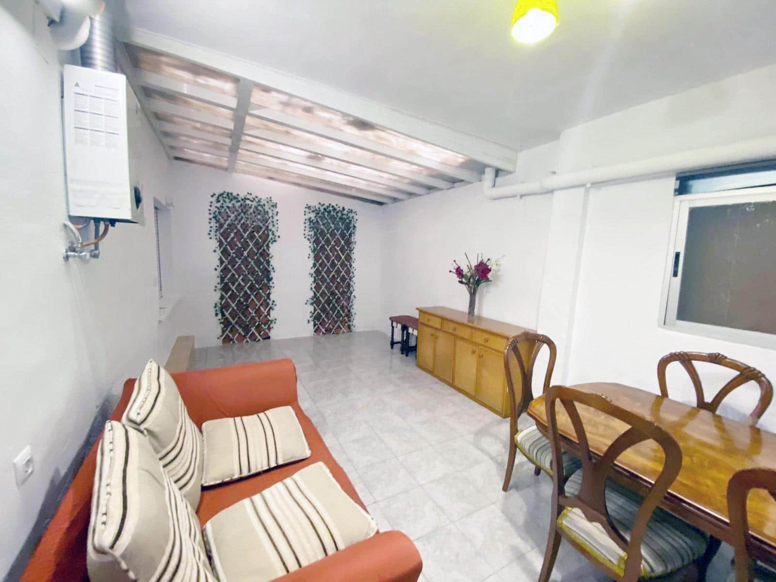 3 bedroom Flat for sale in Denia - € 186,000 (Ref: 9422277)