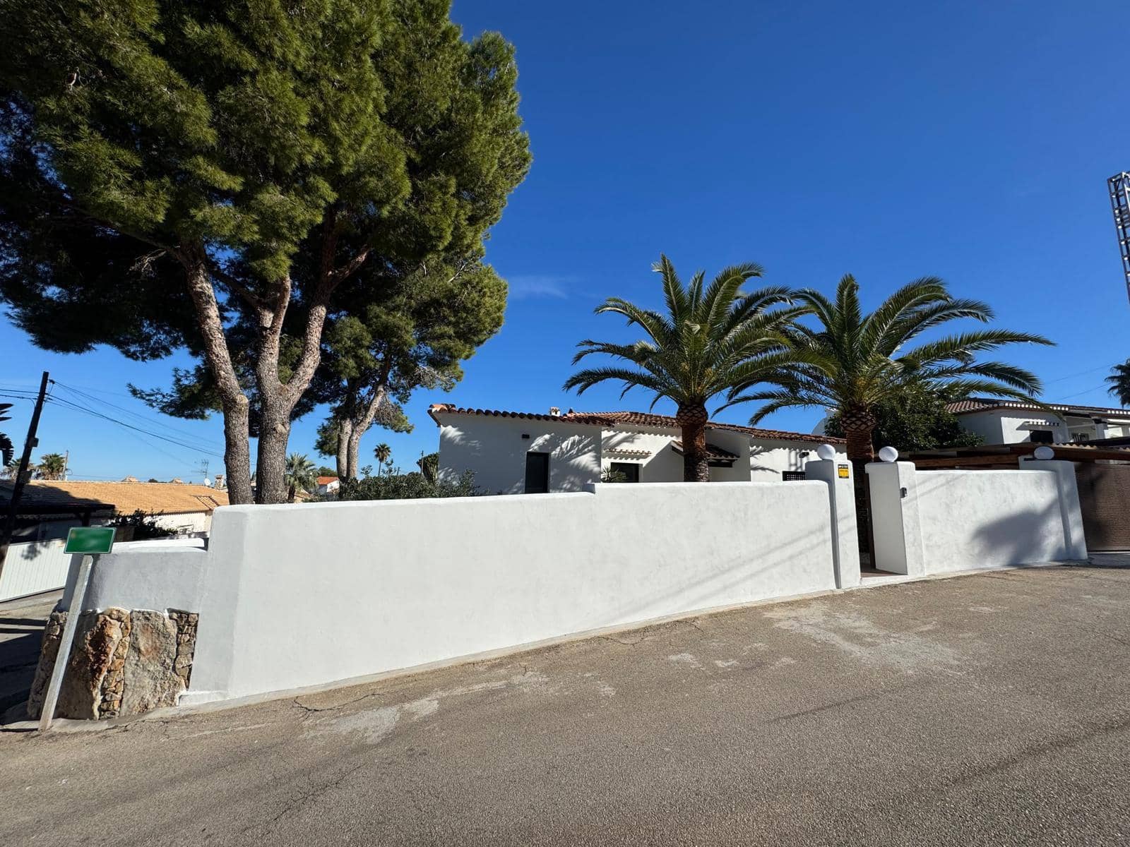 2 Zimmer Villa zu verkaufen in Denia mit Pool Garage - 749.000 € (Ref: 9422278)