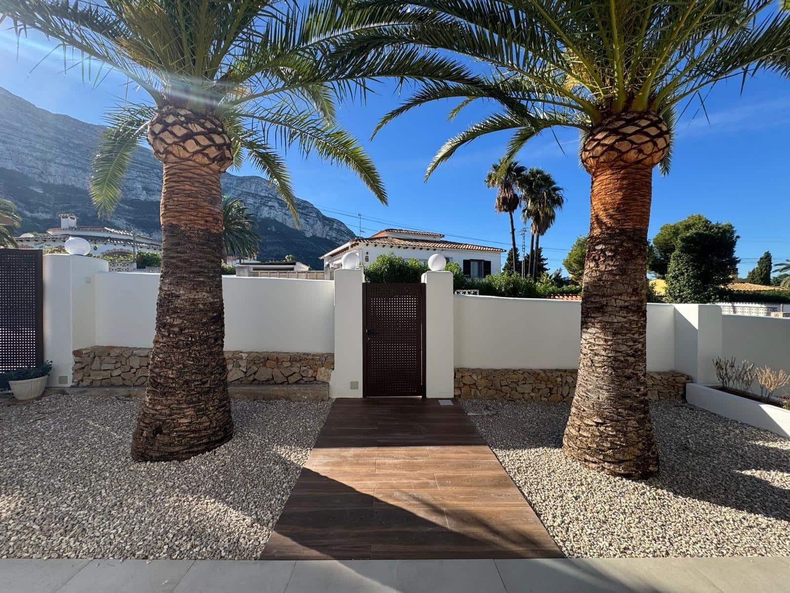 2 sovrum Villa till salu i Denia med pool garage - 749 000 € (Ref: 9422278)