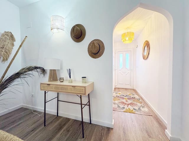 2 soveværelse Lejlighed til salg i El Montgó, Dénia med swimmingpool - € 320.000 (Ref: 9431002)