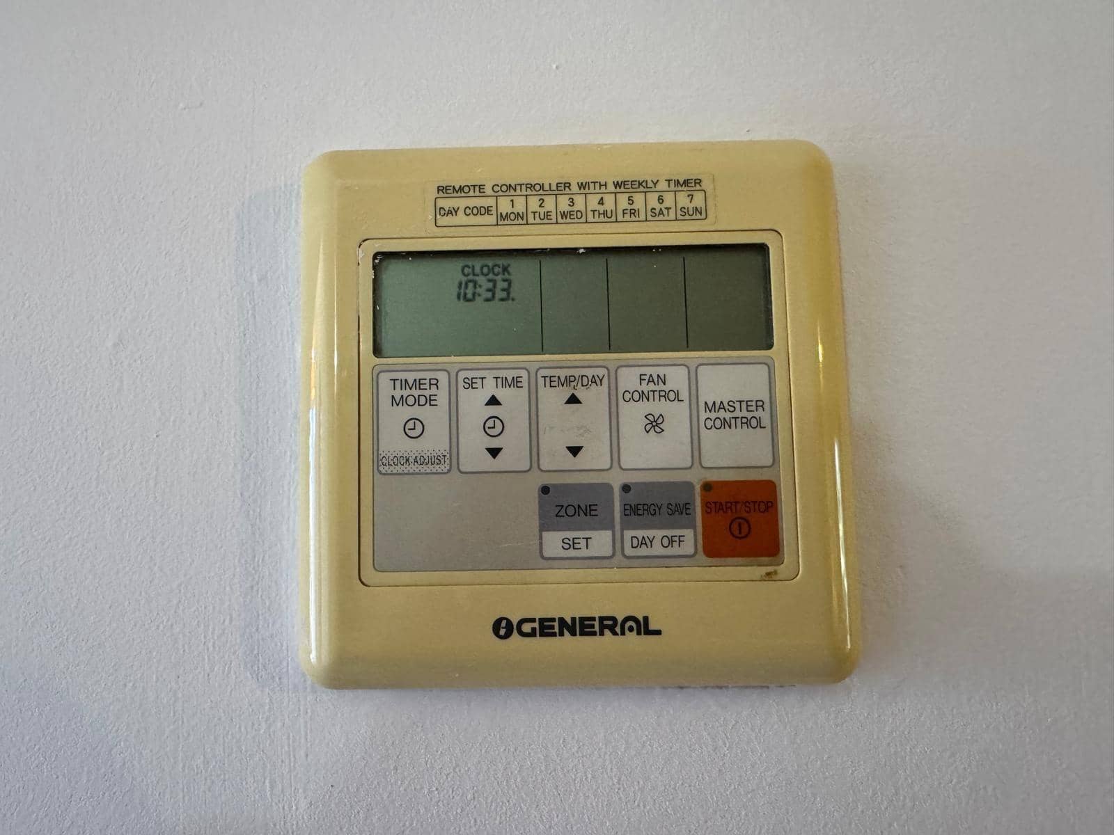 2 bedroom Apartment for sale in Denia with pool - € 320,000 (Ref: 9431002)