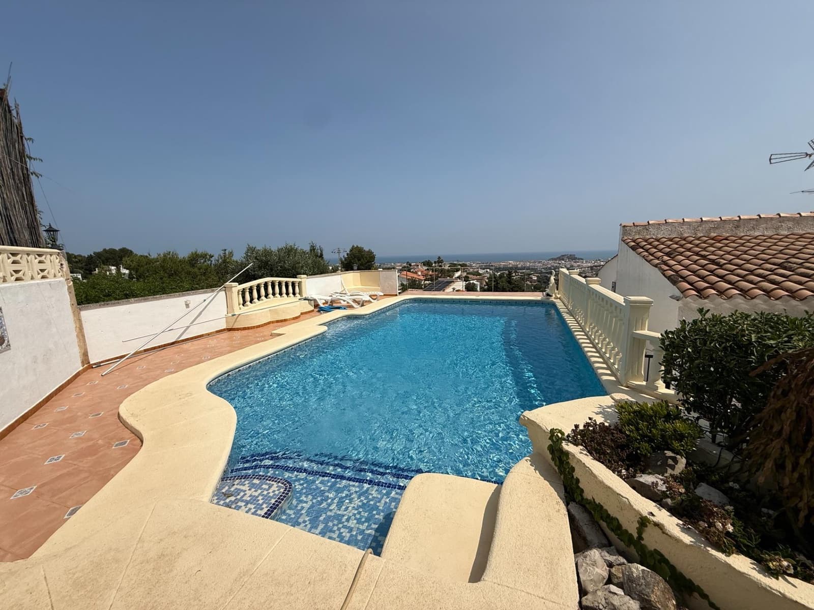 3 slaapkamer Villa te koop in Denia met zwembad garage - € 485.000 (Ref: 9431003)