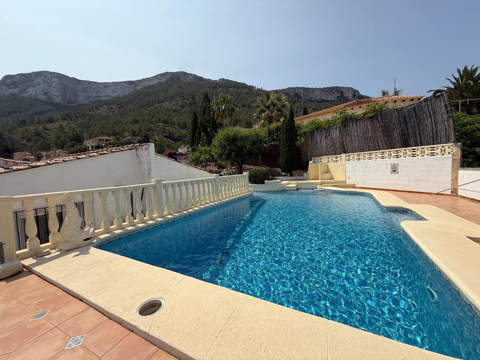3 bedroom Villa for sale in Denia with pool garage - € 485,000 (Ref: 9431003)