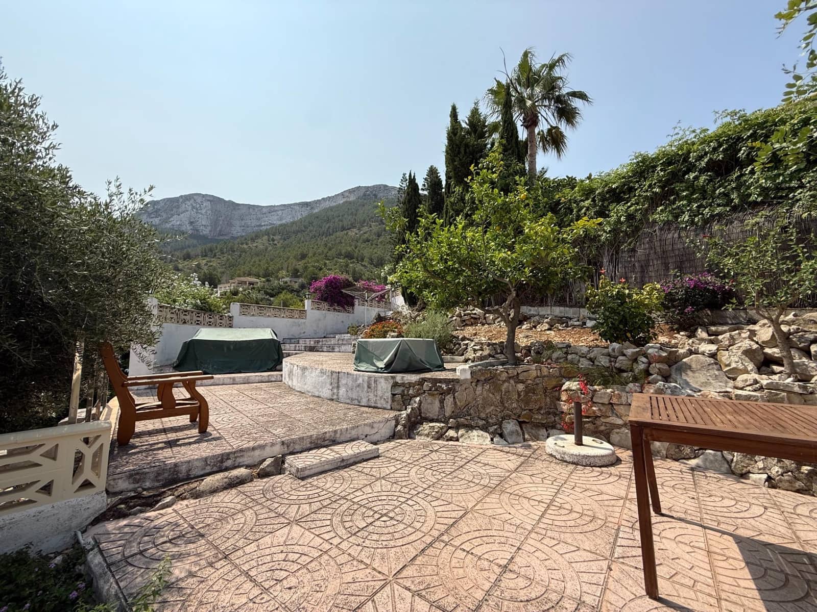 3 bedroom Villa for sale in Denia with pool garage - € 485,000 (Ref: 9431003)