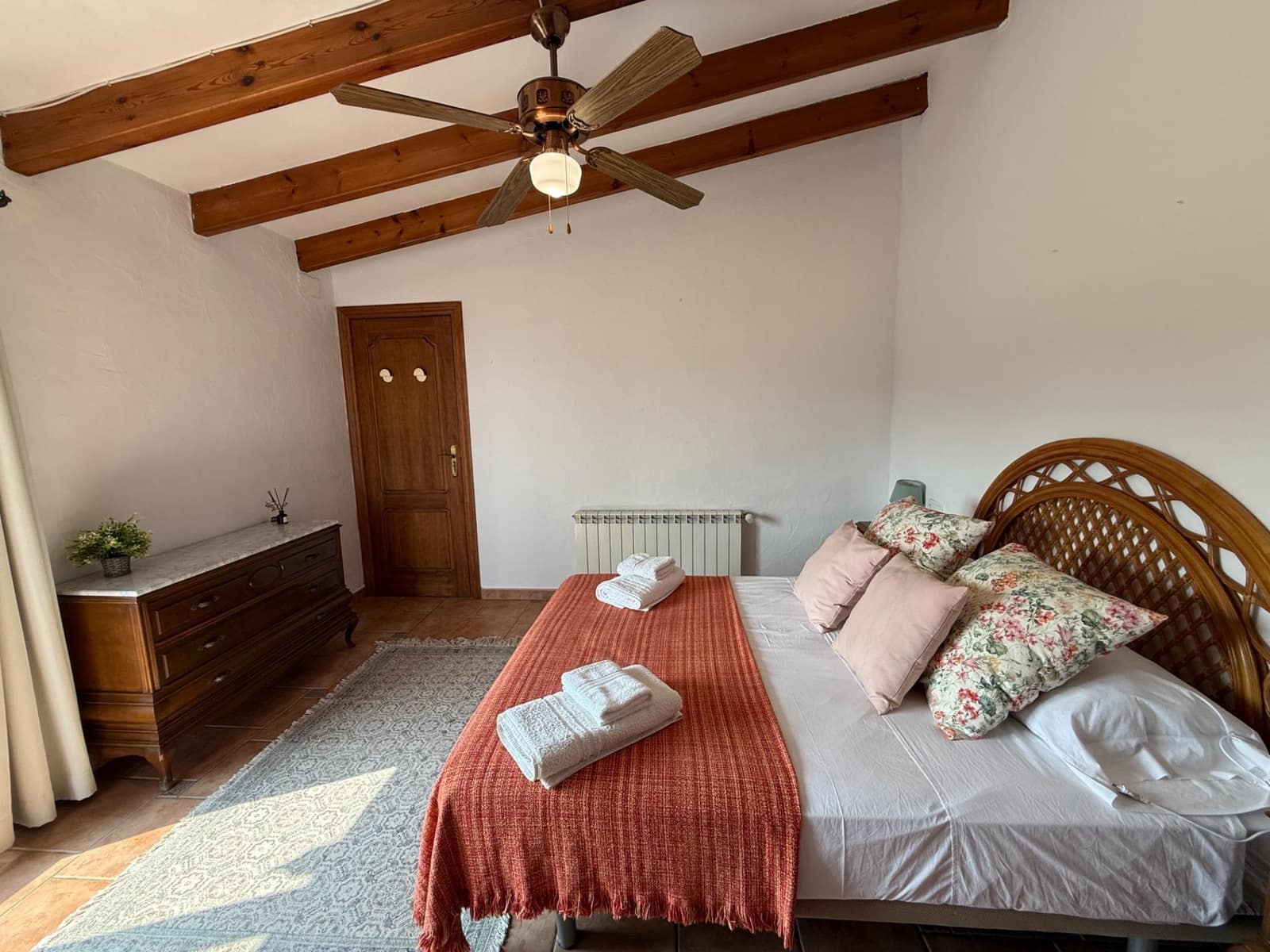 6 sovrum Finca/Hus på landet till salu i Pedreguer med pool garage - 985 000 € (Ref: 9431004)