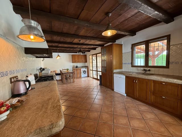 6 quarto Quinta/Casa Rural para venda em Pedreguer com piscina garagem - 985 000 € (Ref: 9431004)