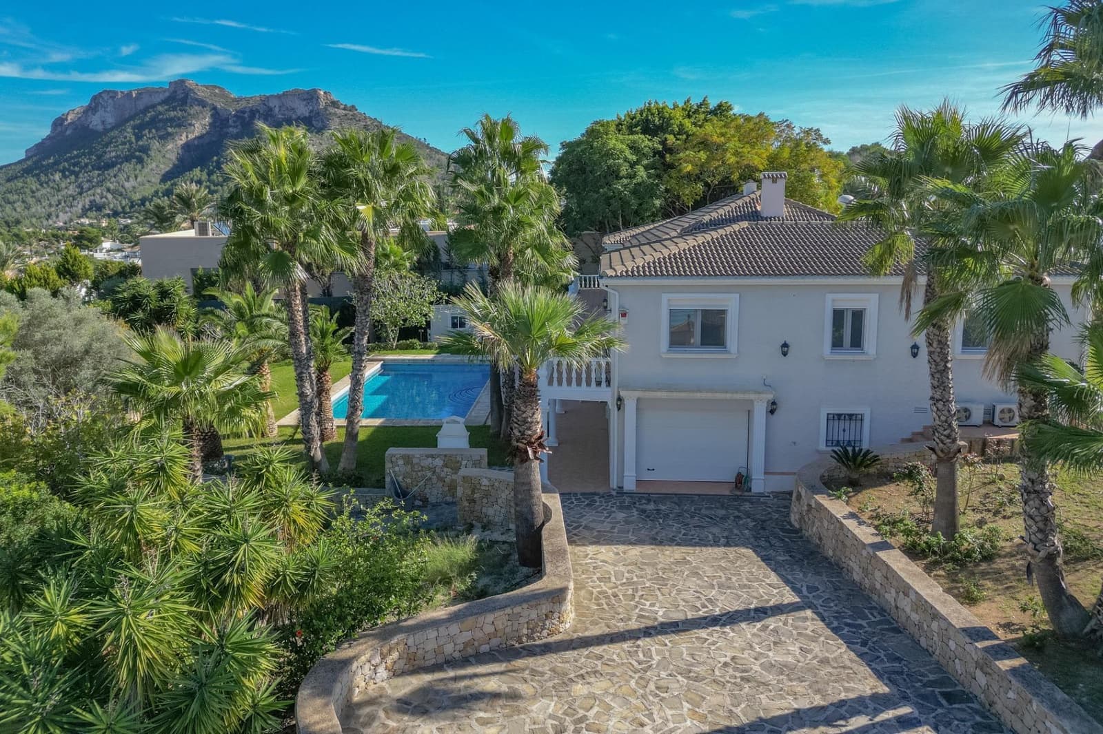 6 sypialnia Willa na sprzedaż w Denia z basenem garażem - 1 290 000 € (Ref: 9431005)