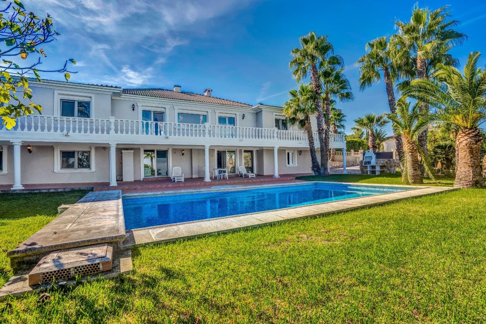 6 sypialnia Willa na sprzedaż w Denia z basenem garażem - 1 290 000 € (Ref: 9431005)