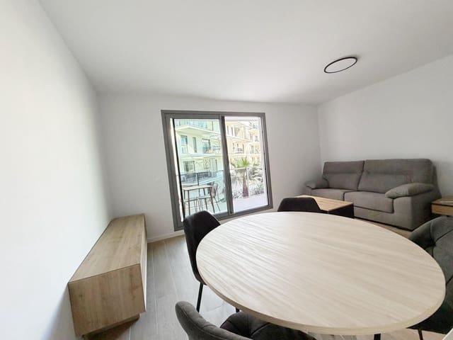 2 quarto Apartamento para arrendar em El Puerto, Dénia com piscina - 1 100 € (Ref: 9437569)