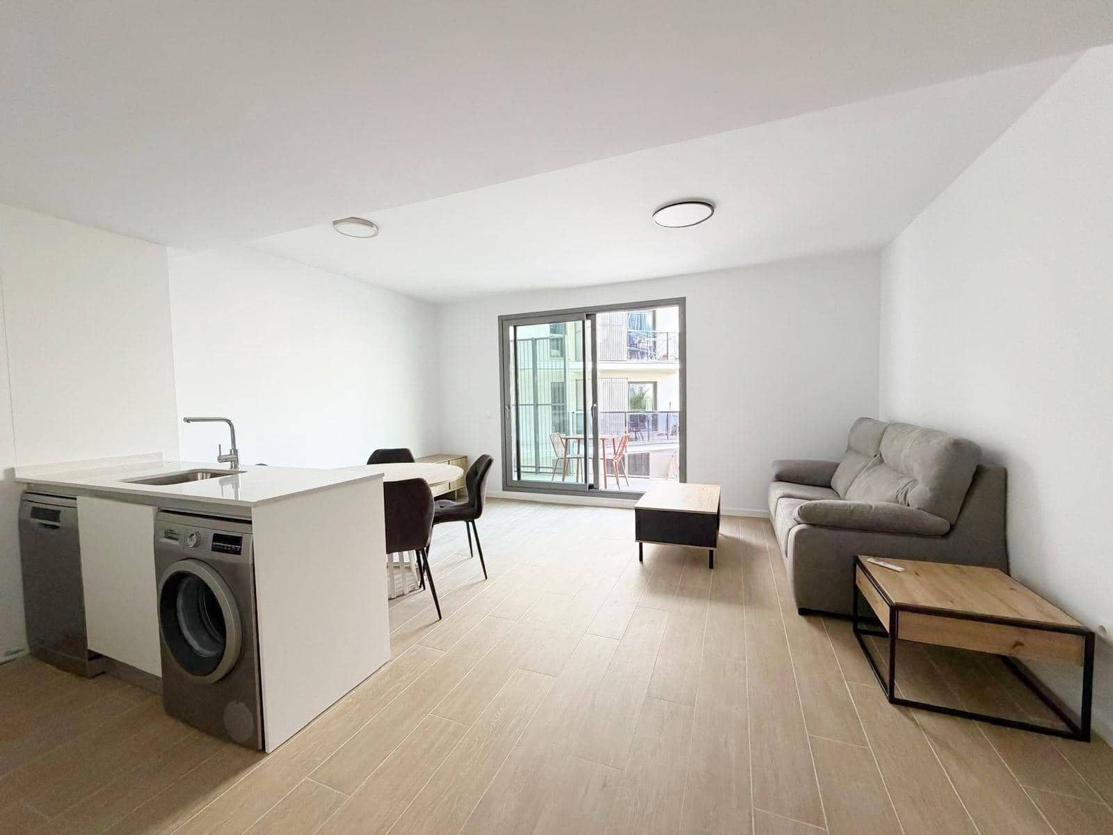 2 sovrum Lägenhet att hyra i Denia med pool - 1 100 € (Ref: 9437569)