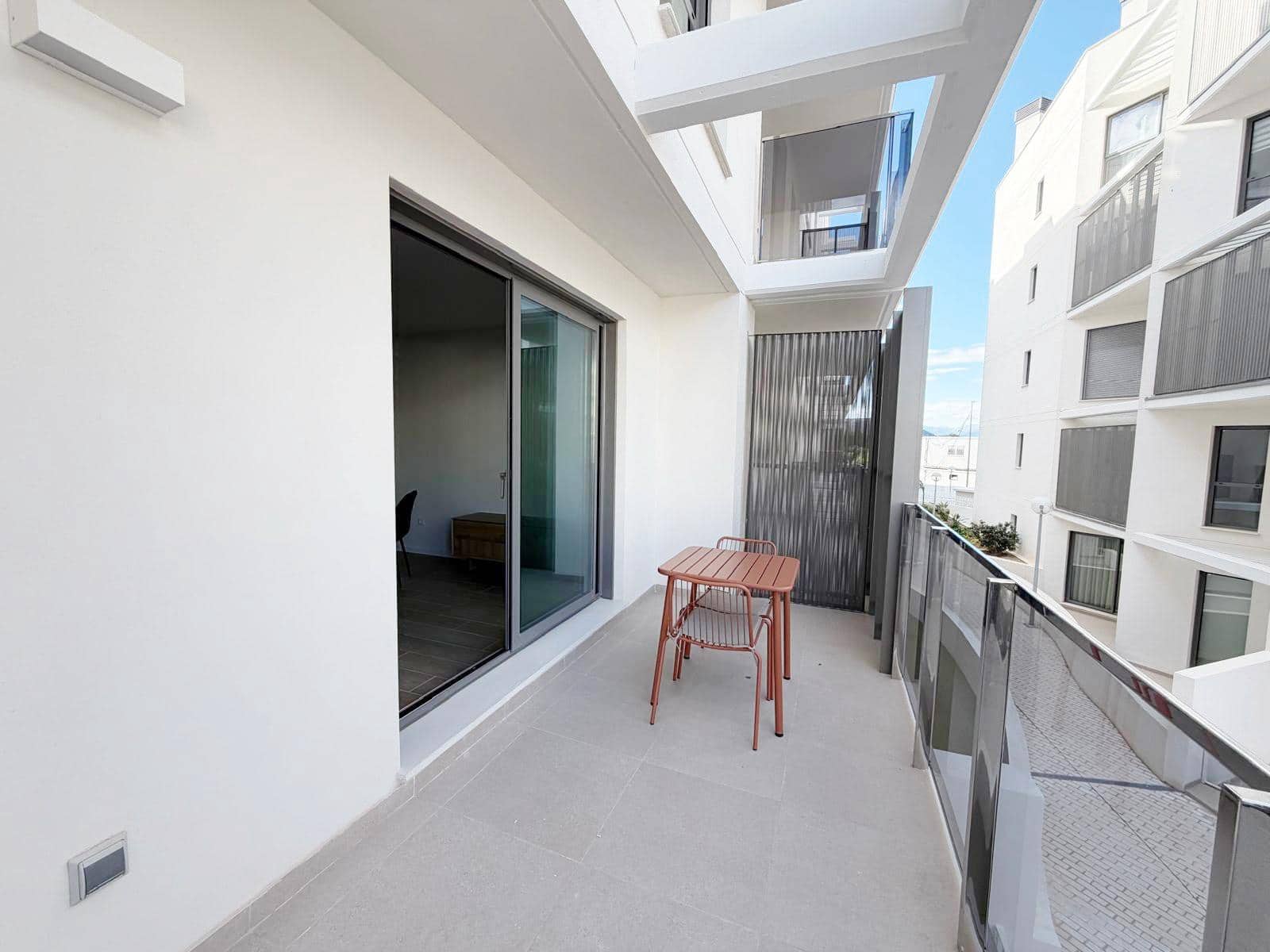 2 sovrum Lägenhet att hyra i Denia med pool - 1 100 € (Ref: 9437569)