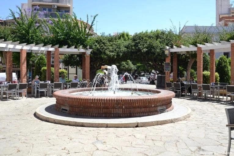 Kommersiell til salgs i Denia - € 445 000 (Ref: 9440822)