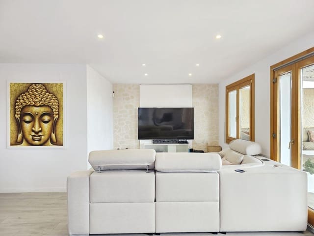 3 soveværelse Penthouse til salg i Centro Urbano, Dénia med garage - € 720.000 (Ref: 9446598)