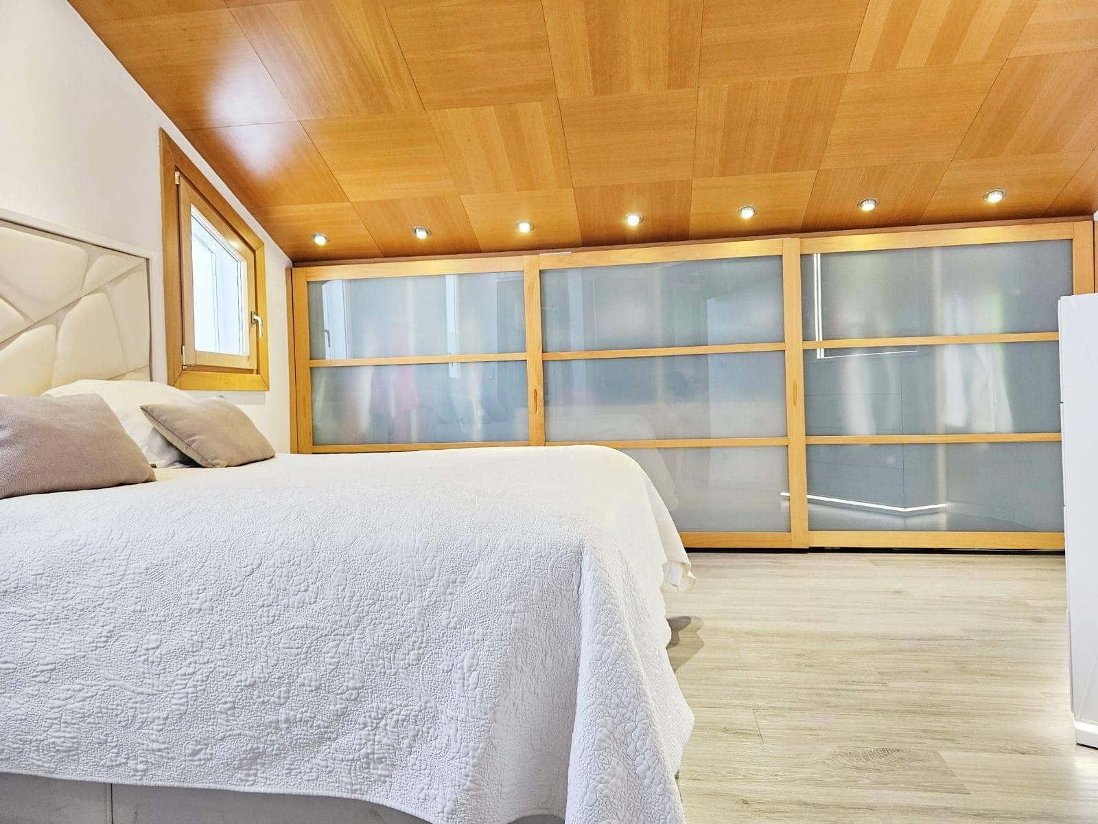 3 sypialnia Penthouse na sprzedaż w Denia z garażem - 720 000 € (Ref: 9446598)