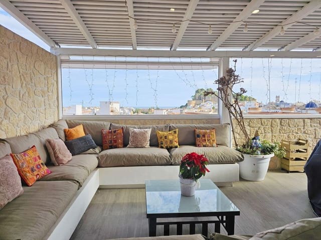 3 Zimmer Penthouse zu verkaufen in Centro Urbano, Dénia mit Garage - 699.000 € (Ref: 9446598)